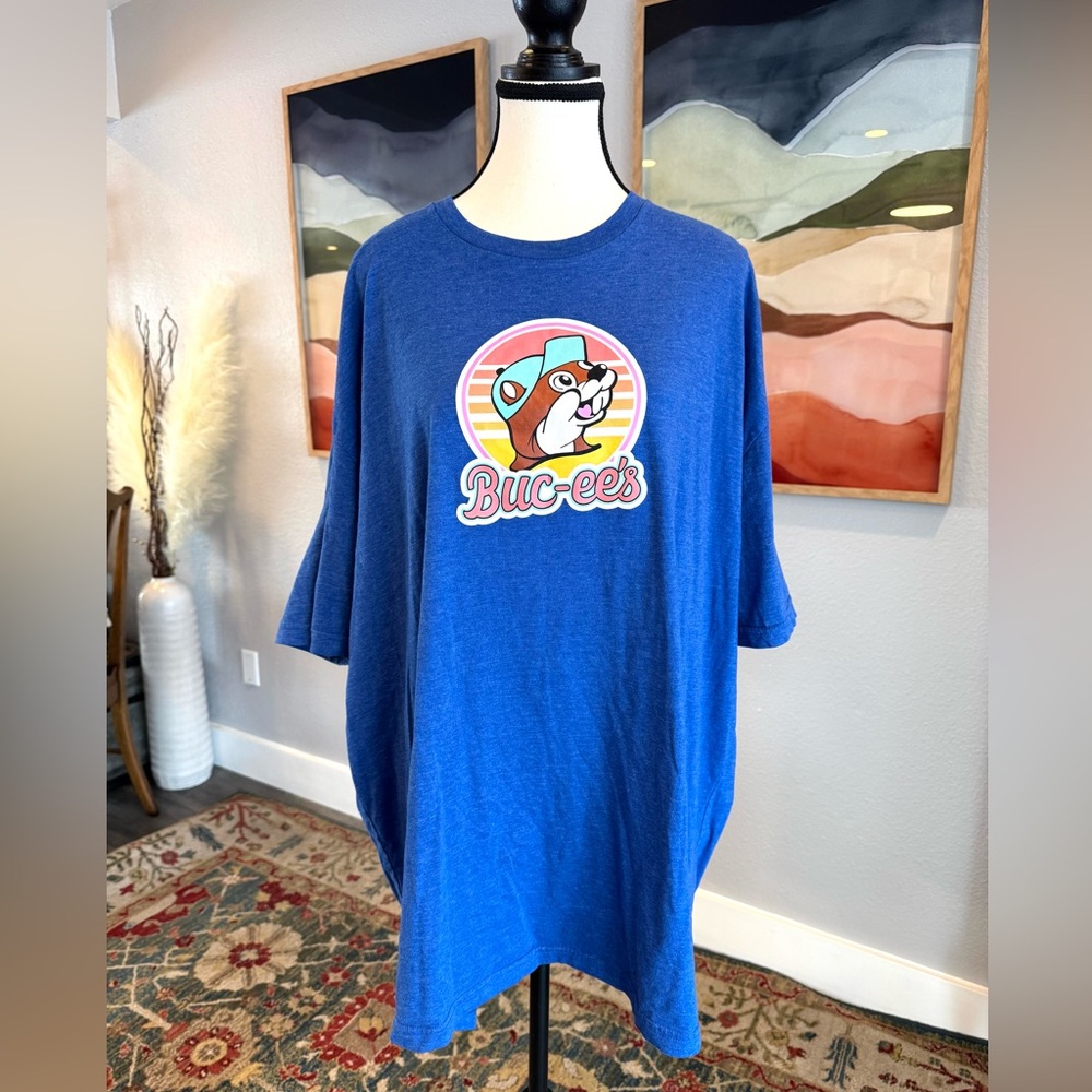 Buc-ees Official Tshirt Here Comes The Fun